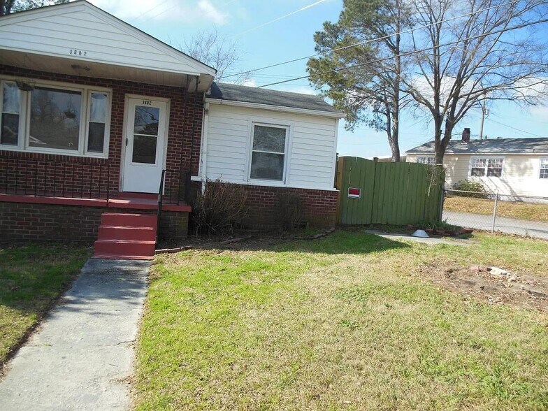 Primary Photo - 3602 Rose Dr