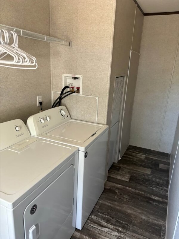 Building Photo - 308 N Main St