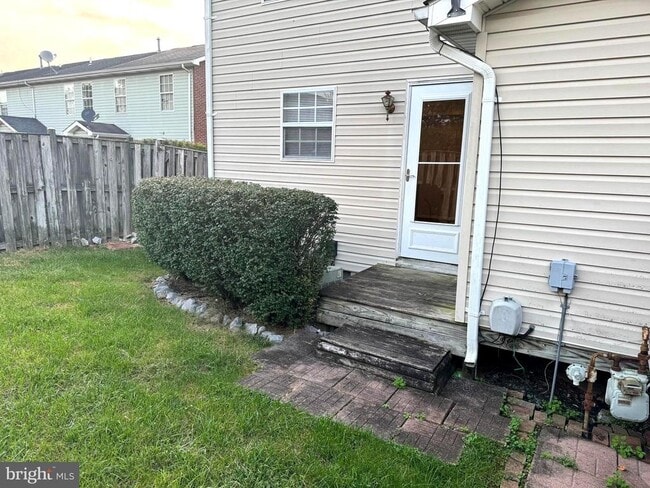 Building Photo - 307 Willowbrook Ct