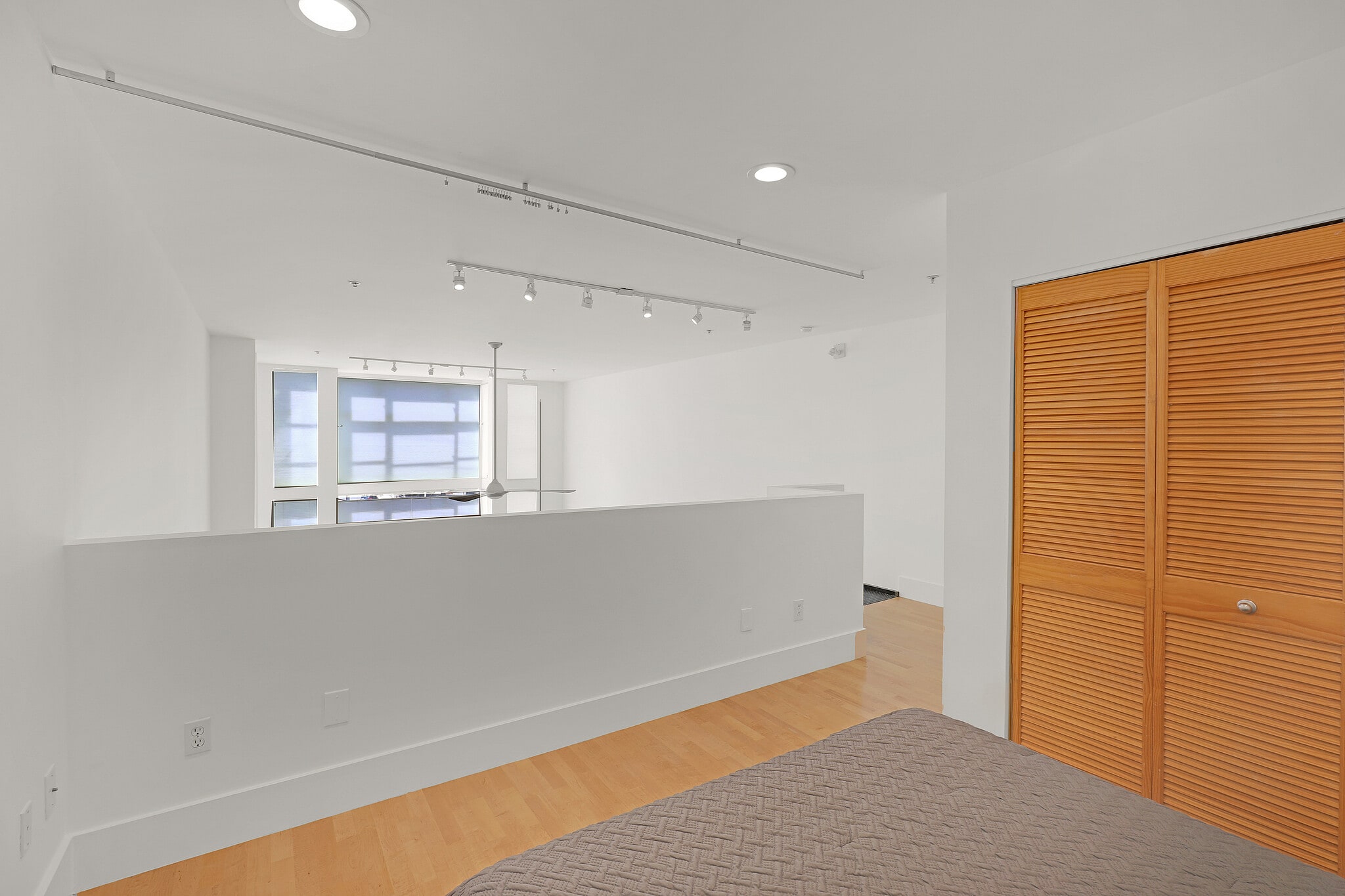 Building Photo - 249 Shipley St