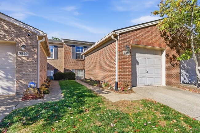 Building Photo - 3547 Lochdale Terrace