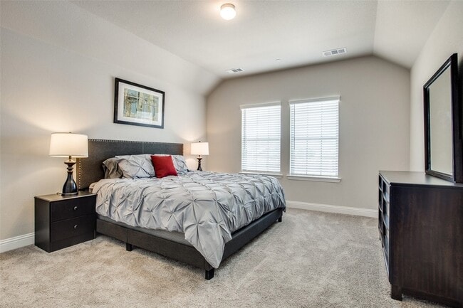 Building Photo - 1718 Lisa Ct