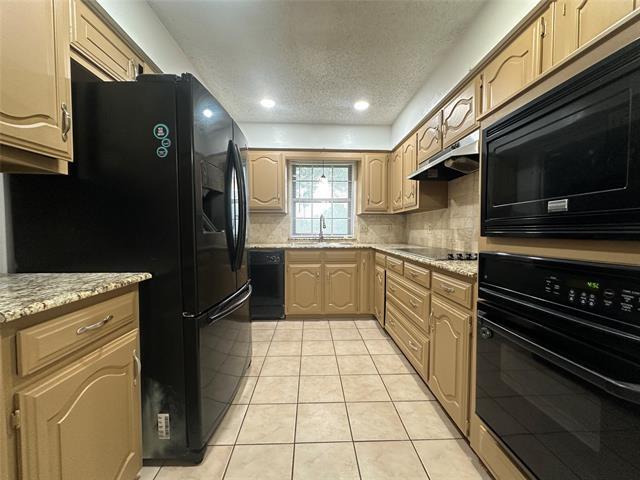 Building Photo - 719 Athenia Way