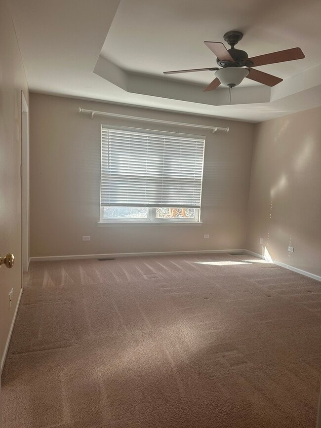 Building Photo - 1211 Bluejay Ln