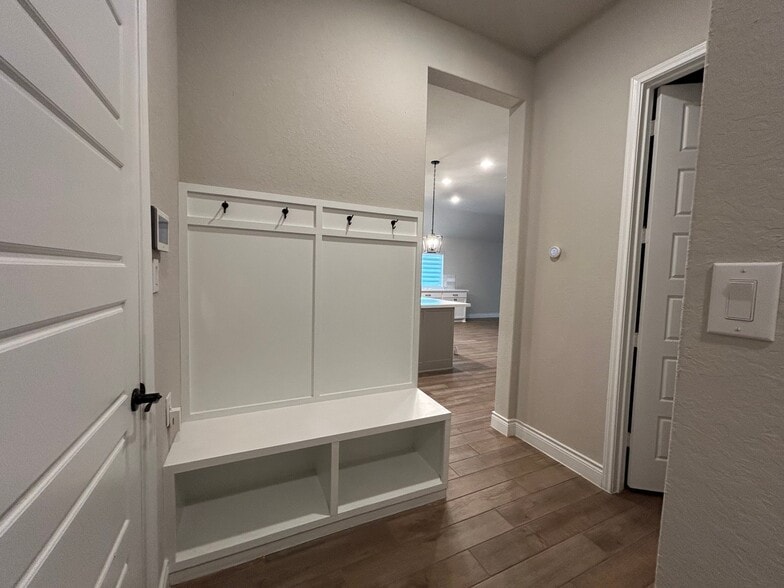 Building Photo - 14081 May Mist