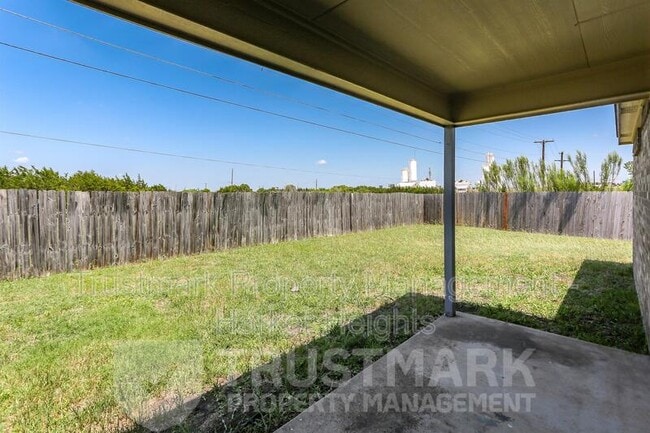 Building Photo - 3907 Deputy Dr