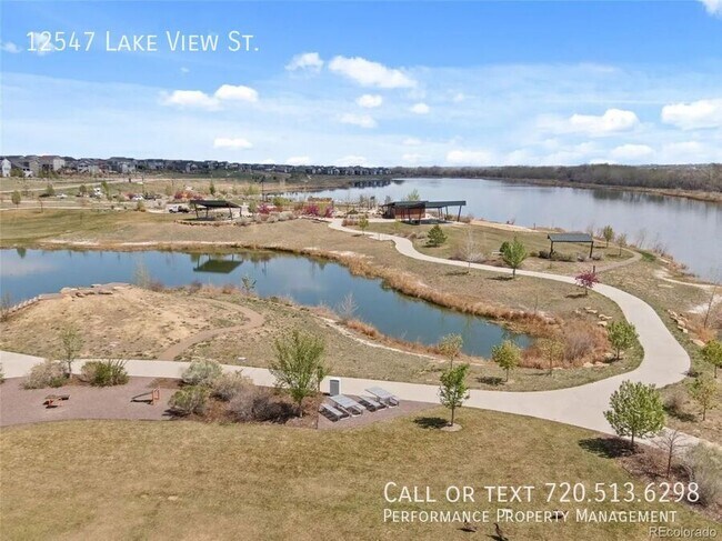 Building Photo - 12547 Lake View St