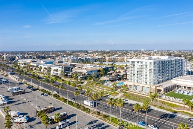 Building Photo - 200 Pacific Coast Hwy