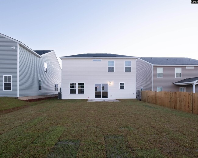 Building Photo - 1062 Begonia Dr