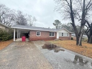 Building Photo - 2373 Lancelot Pl