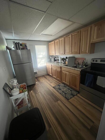 Building Photo - 257 S Johnson Ave