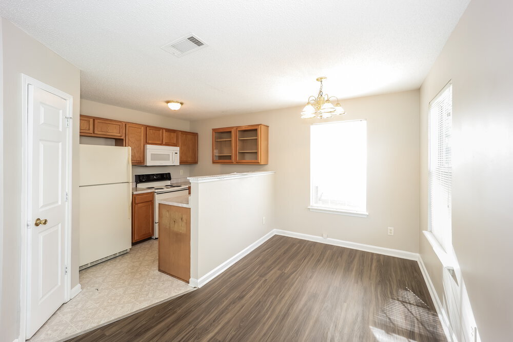 Building Photo - 2222 Tuley Dr