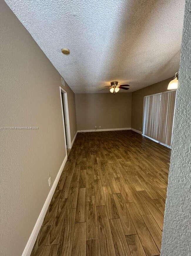 Building Photo - 1580 Windorah Way