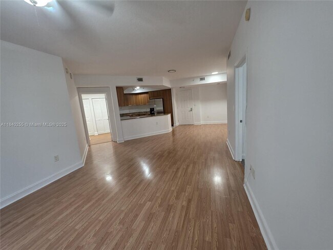 Building Photo - 510 NW 84th Ave