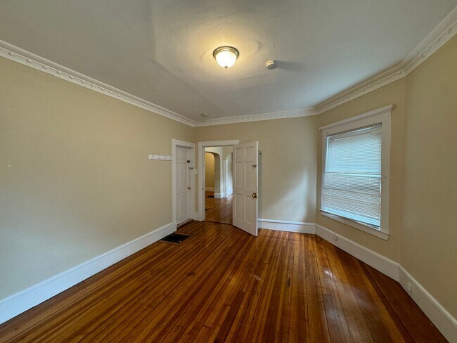 Building Photo - The Best Home in Brighton