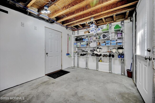 Building Photo - 15 Griggs Ave
