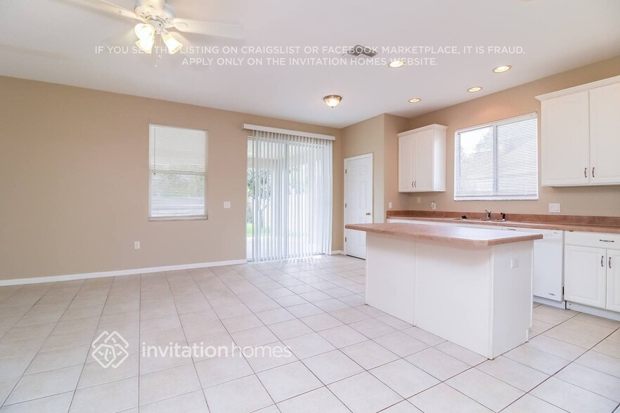 Building Photo - 15450 Osprey Glen Dr