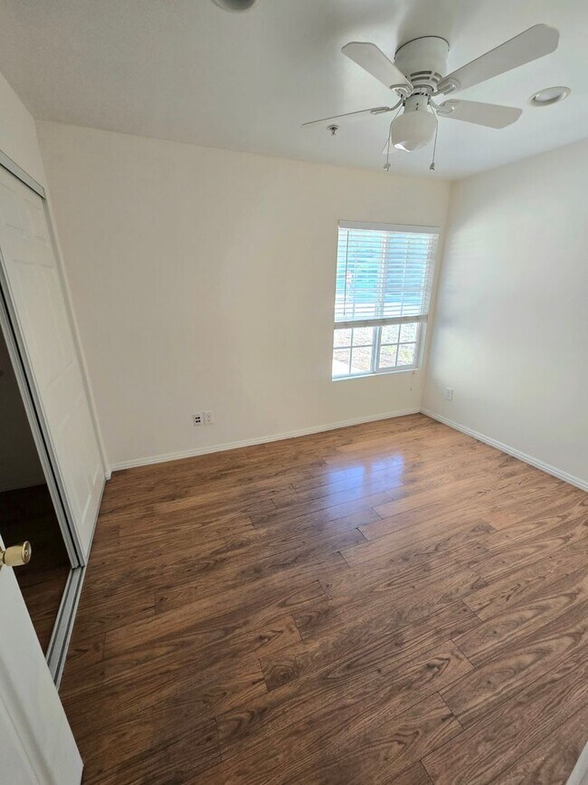 Building Photo - 14494 Cambridge St