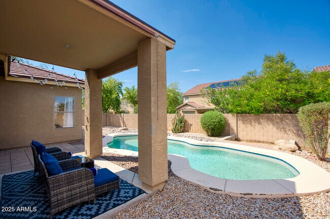 Building Photo - 1302 E Milada Dr
