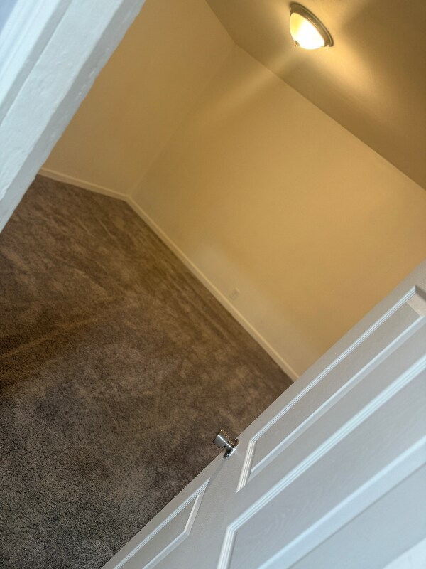 Building Photo - 48 Clinton St