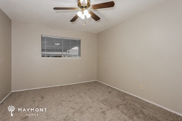 Building Photo - 40 E Mountain Creek Dr