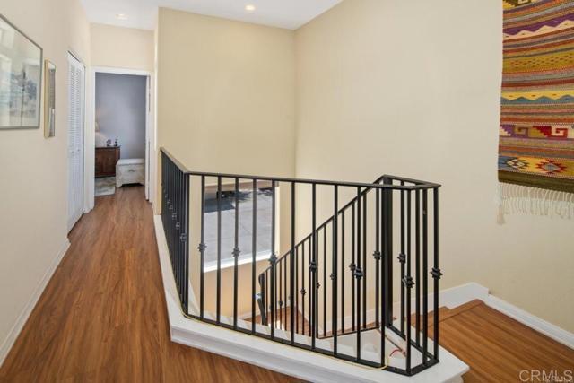 Building Photo - 324 Park Way