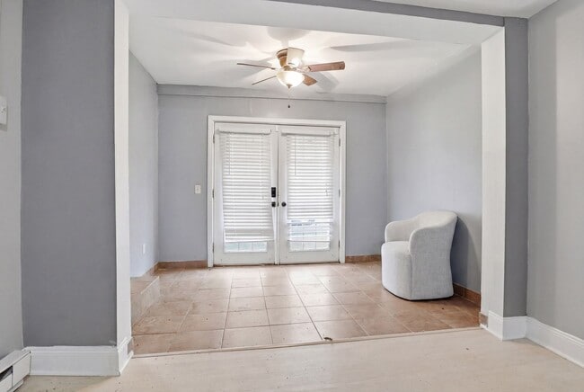 Building Photo - 3015 N 5th St