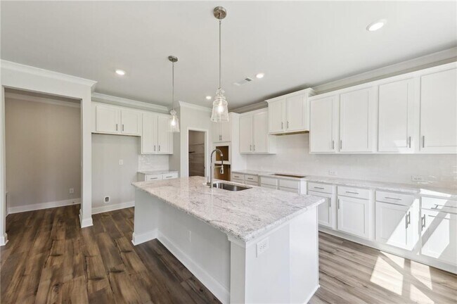 Building Photo - 6137 Black Pear Ln