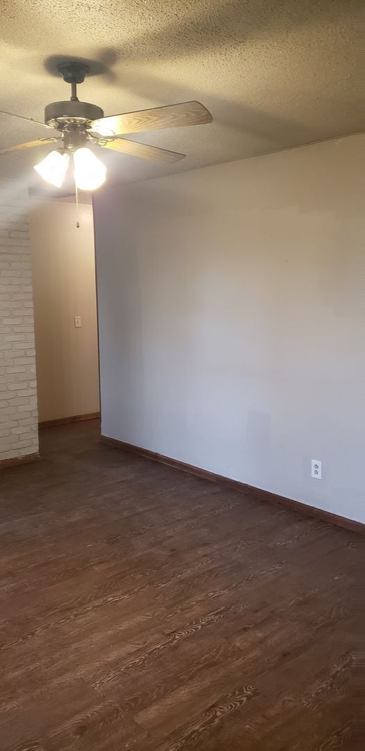 Building Photo - 4 bedroom 2 bath ranch