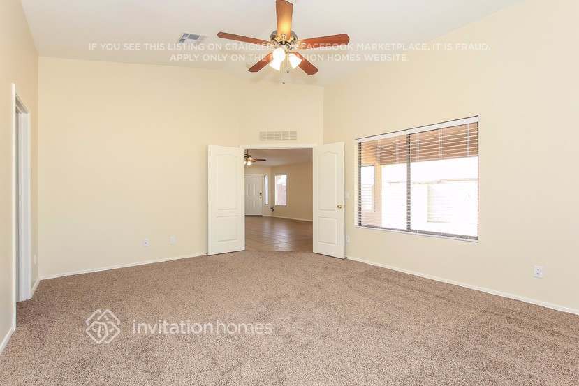 Building Photo - 15838 W Tara Ln