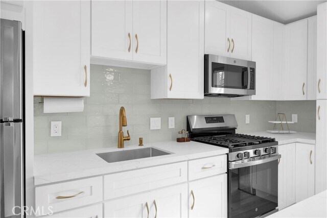 Building Photo - 17764 La Entrada Dr