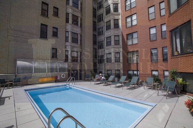 Building Photo - 389 Commonwealth Ave