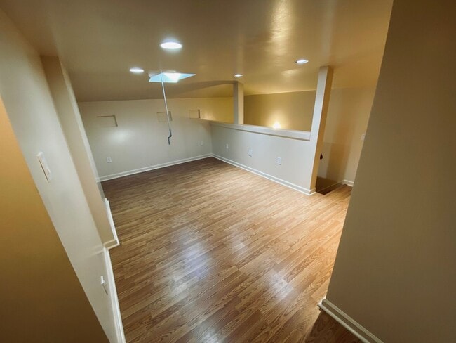 Building Photo - Downtown Split-Level Apartment