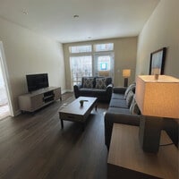 Building Photo - 7915 Jones Branch Dr