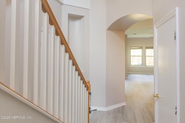 Building Photo - 258 Beech Brook St