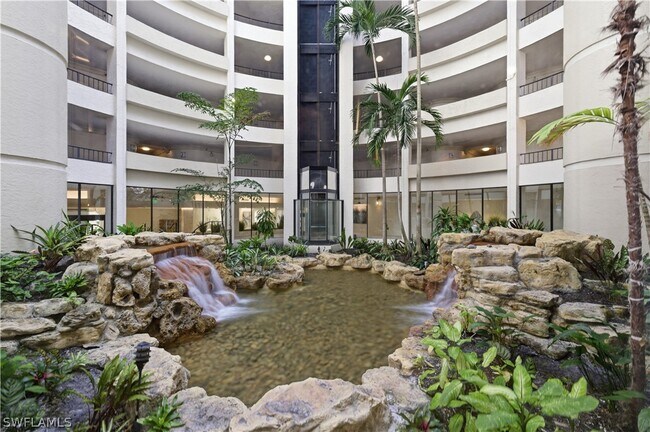 Building Photo - 3115 Gulf Shore Blvd N