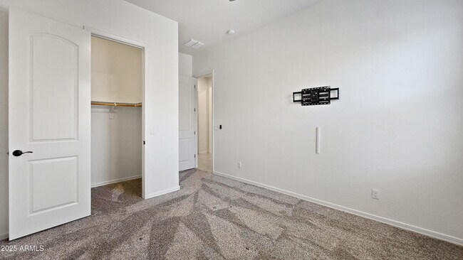 Building Photo - 4219 N 161st Ave