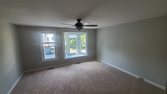 Building Photo - 2163 Whisper Way