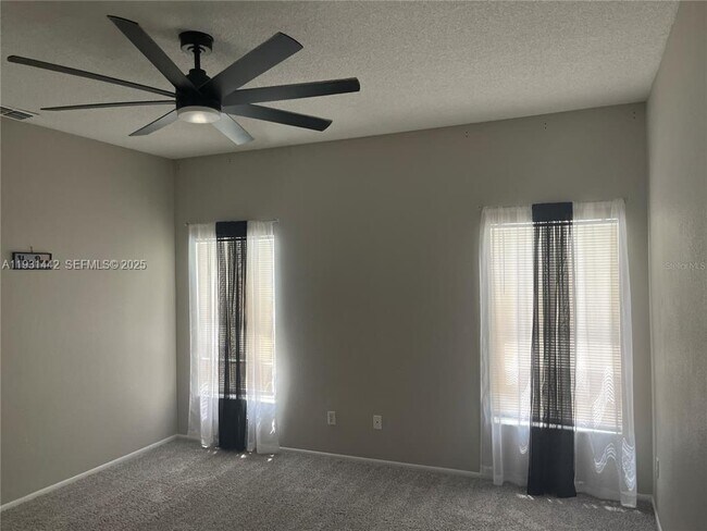 Building Photo - 189 Emeraldview Ave