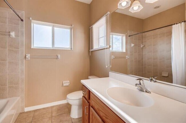 Building Photo - 12416 Aster Ave, Bradenton, FL, 34212