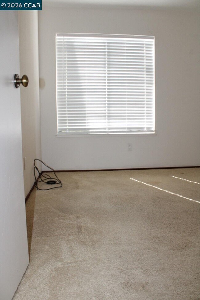 Building Photo - 3614 Stoneglen S