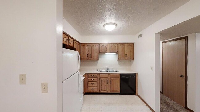 Building Photo - Stratford II