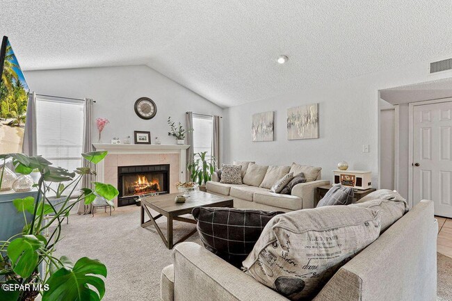 Building Photo - 766 Espada Dr