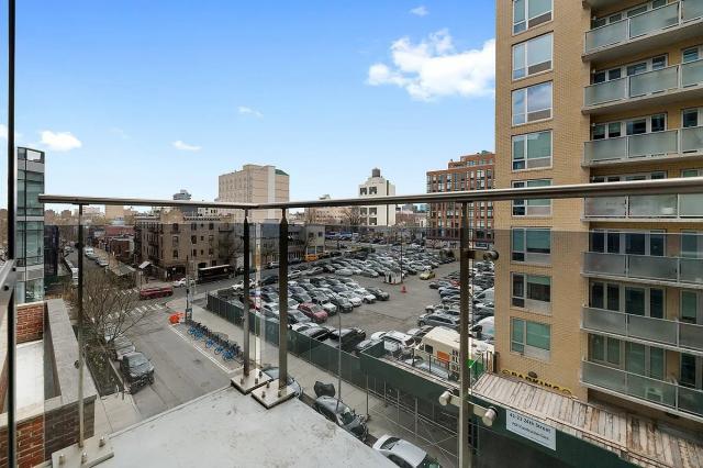 Building Photo - 1 bedroom in Long Island City NY 11101