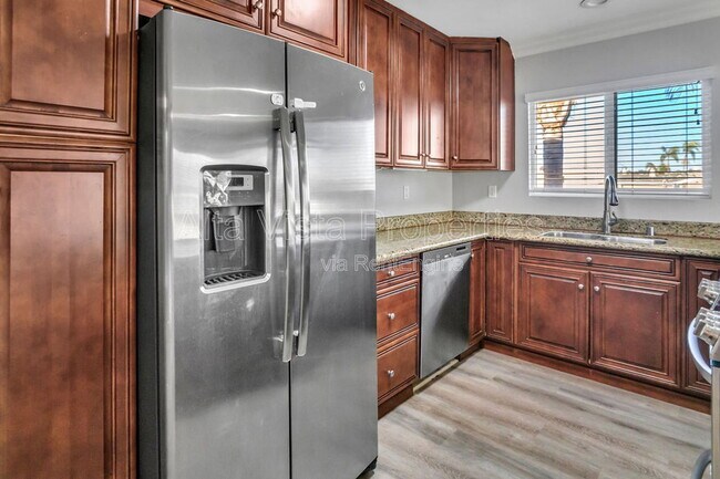 Building Photo - 4070 Morrell St