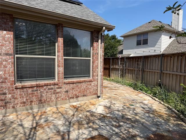 Building Photo - 7720 Mapleridge Dr