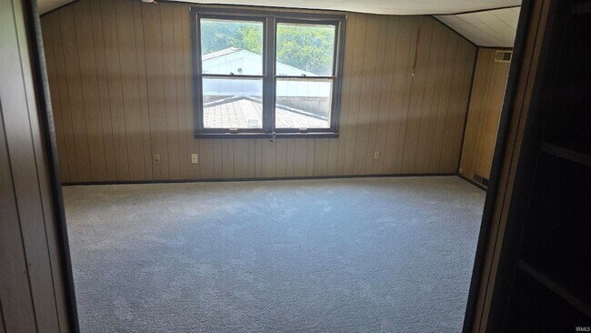Building Photo - 104 S Johnson Ave