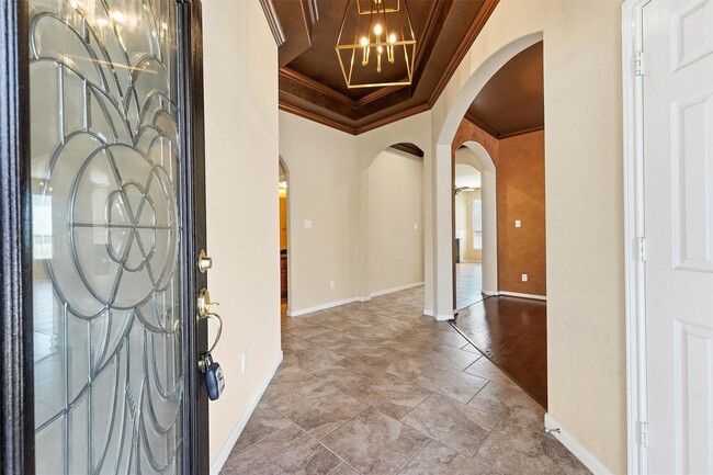 Building Photo - 20281 Southwood Oaks Dr