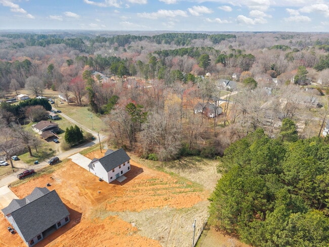 Building Photo - 1050 Gibson Rd