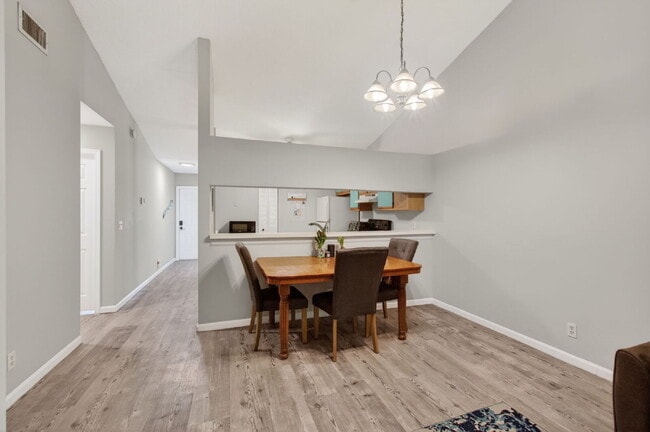 Building Photo - 460 Hardwood Pl